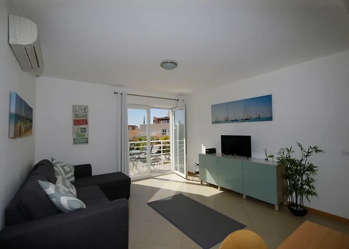 Laranjas Garden Apartment *